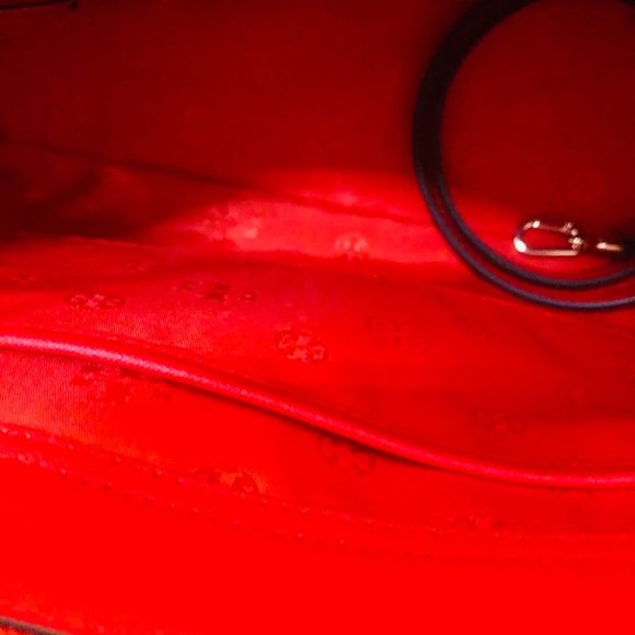 Tory Burch - Emerson Zip Tote - Picture 7 of 9